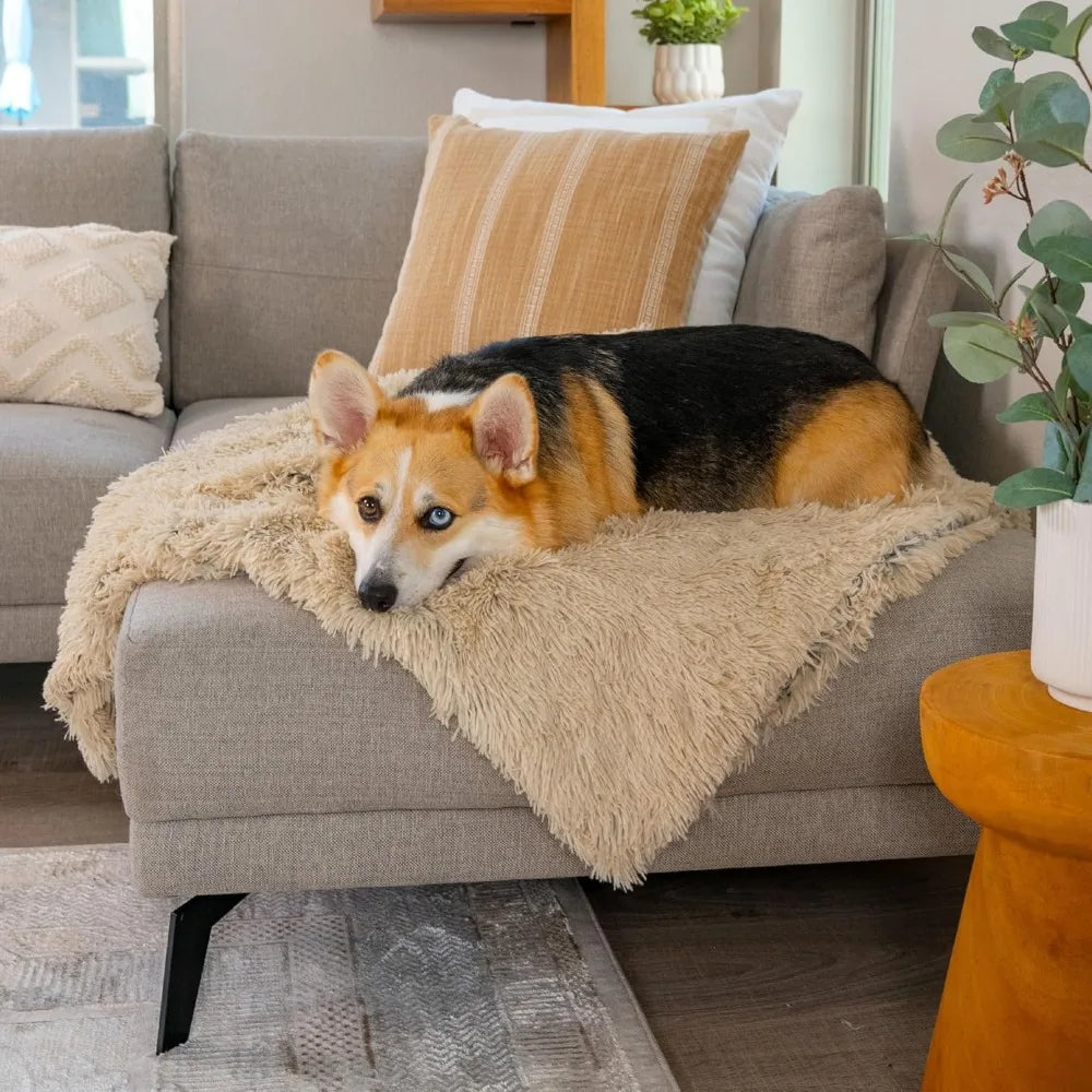 Calming Shag Dog Blanket – Ultra Soft Faux Fur Pet Throw, Anxiety-Relief, Lightweight Warm Bed Cover for Dogs and Cats, Machine